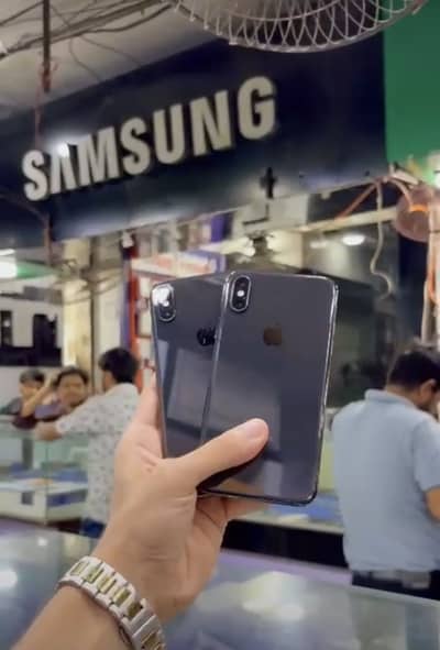 Apple iPhone XS