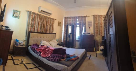 Renovated 300 Square Yards House Available In North Nazimabad - Block D