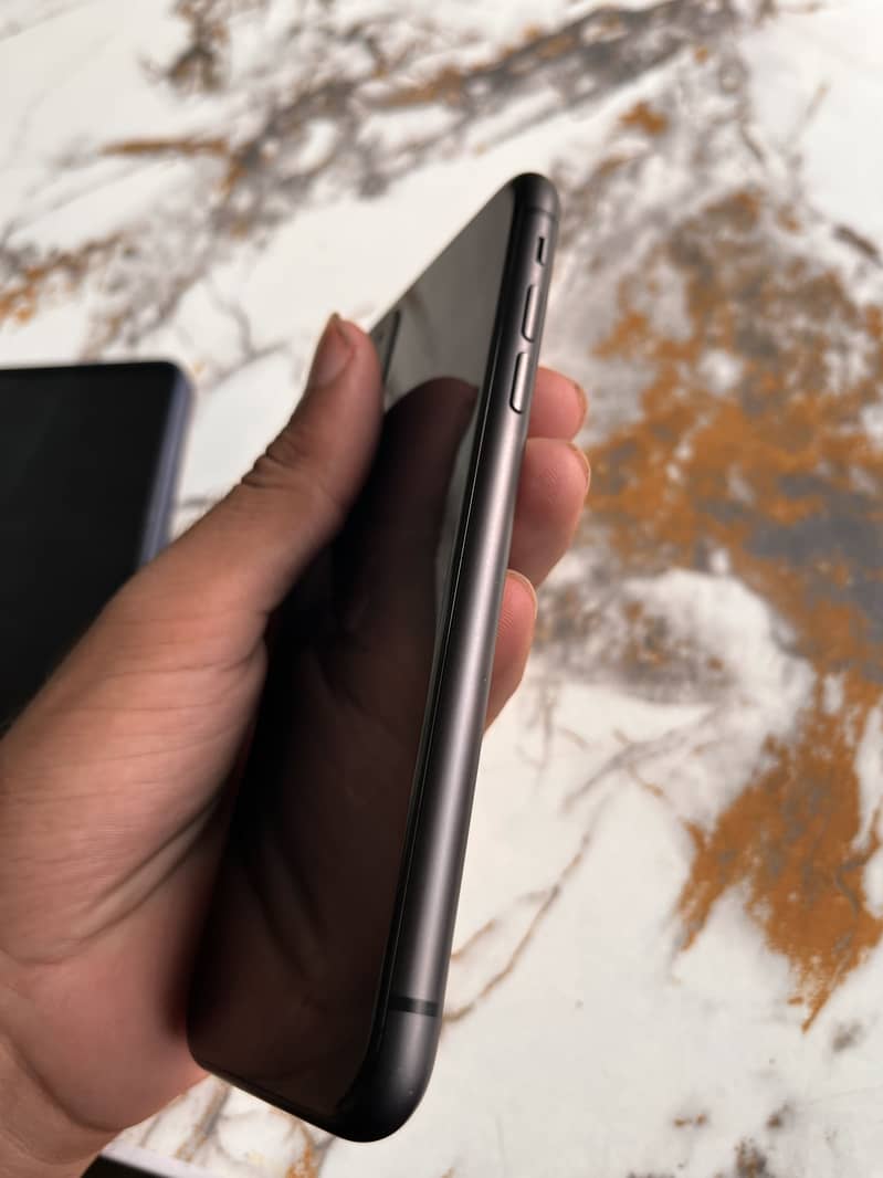 iphone 11 jv 0