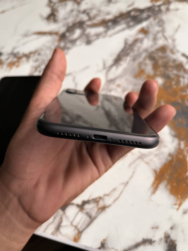 iphone 11 jv 1