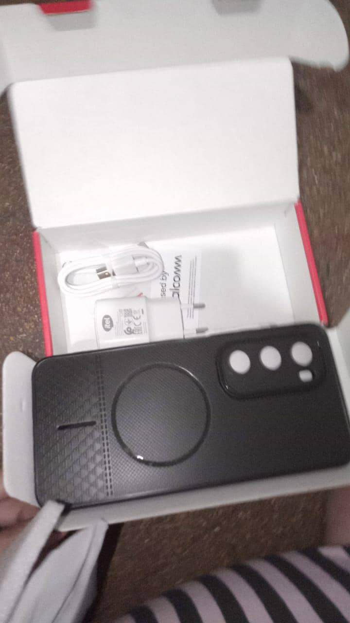 Itel a100 6