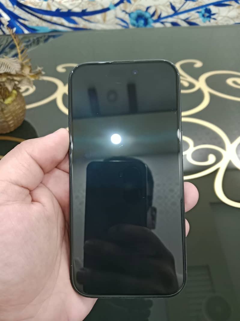 Apple iPhone 15 5