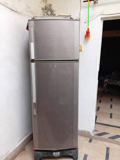 refirigirator new condition
