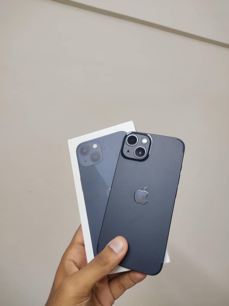Apple iPhone 13 0