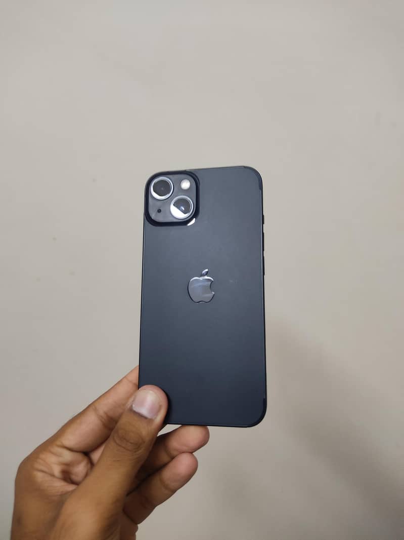 Apple iPhone 13 1