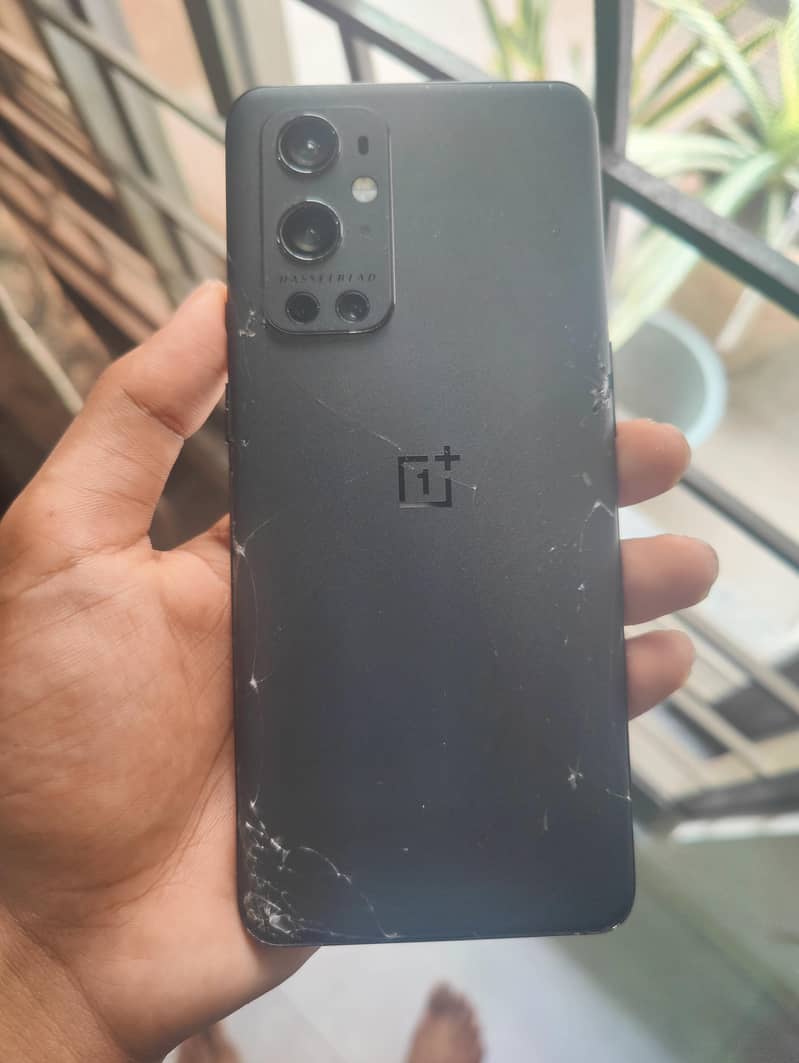One Plus 9 Pro 0
