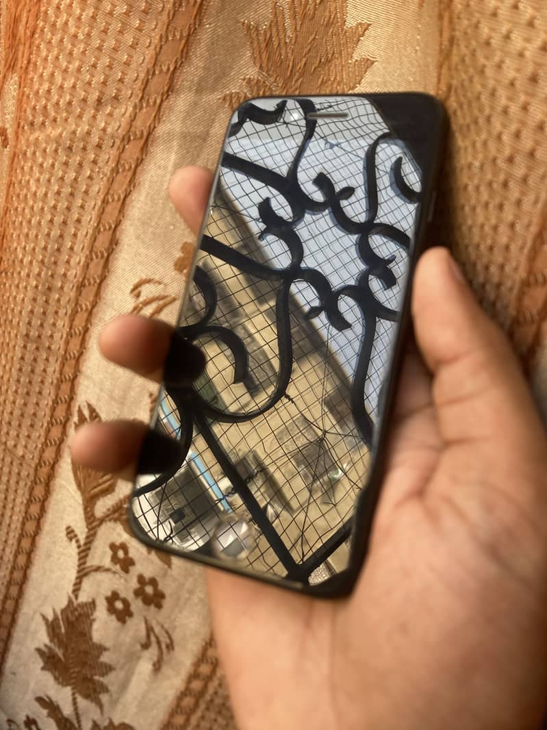 Apple iPhone SE 9