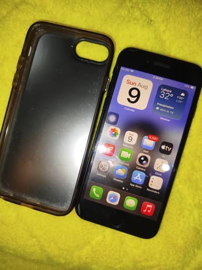 Apple iPhone SE