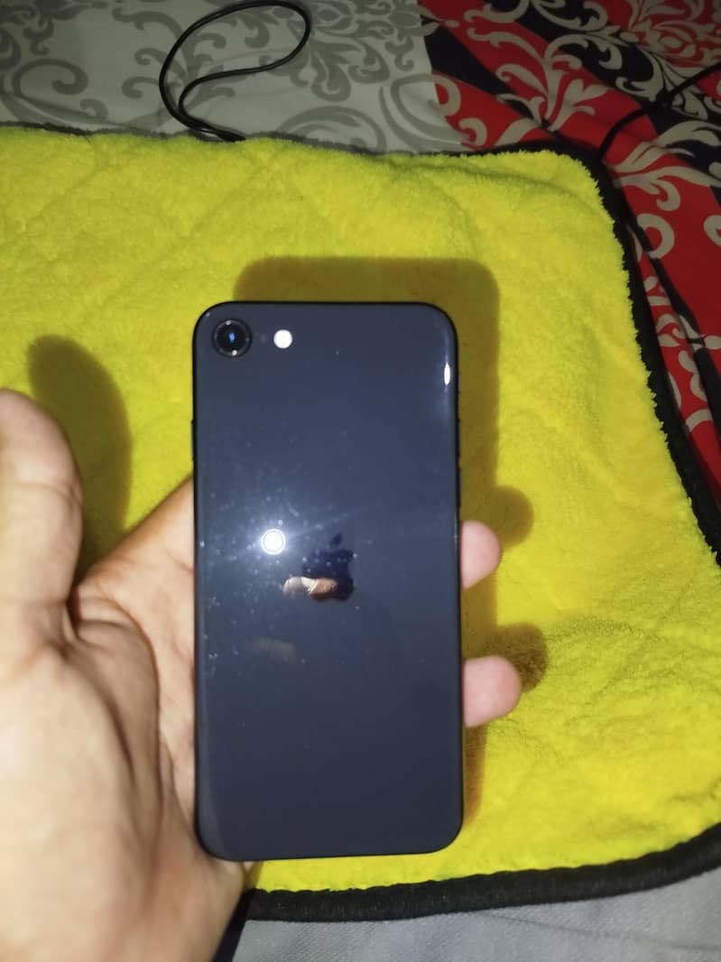 Apple iPhone SE 6
