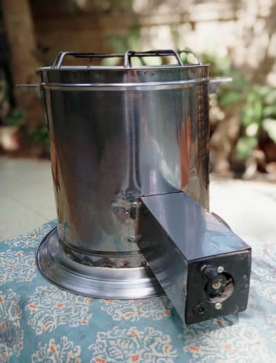 Heavy-Duty Wood/Pellet Stove – Like New + 3.5kg Pellets