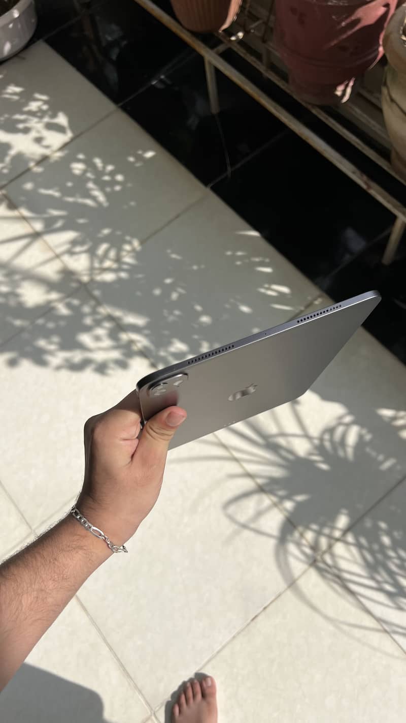 Ipad pro m5 6