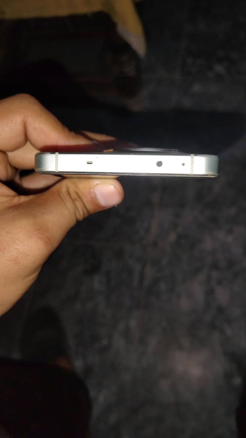 One Plus 13R 4