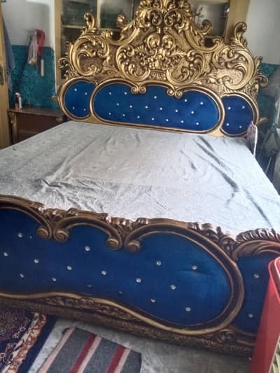 King Size Decore Bed with King Size Mattress