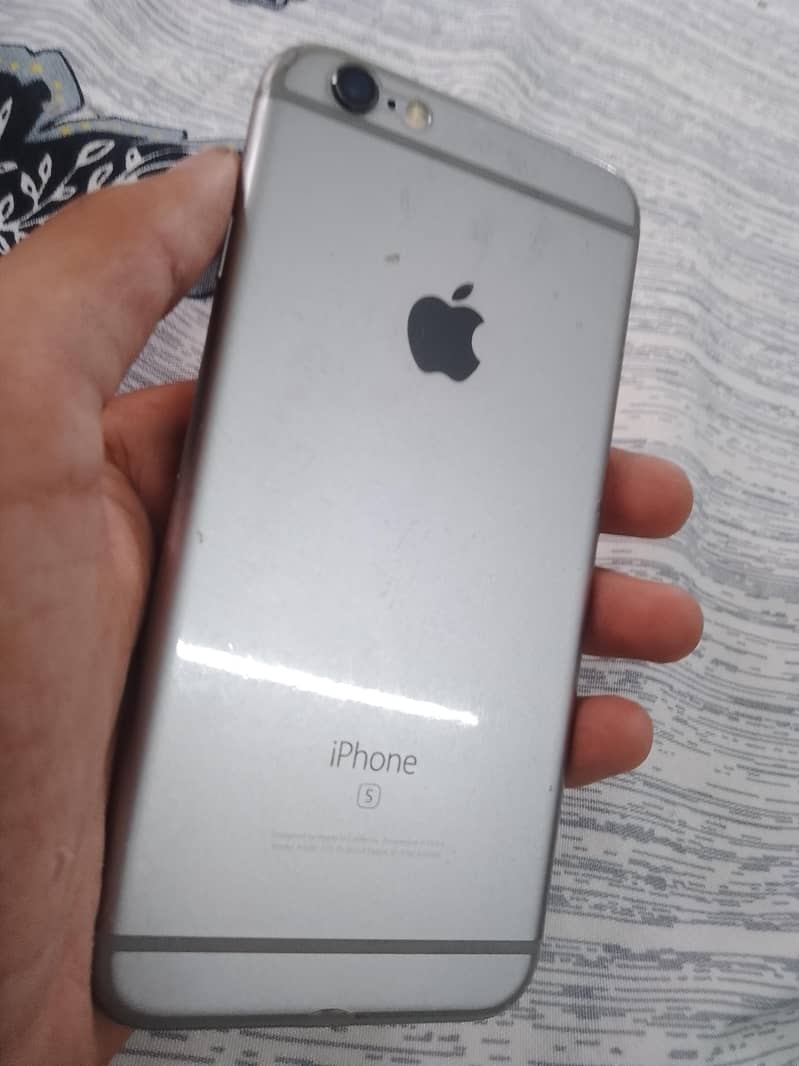 Apple iPhone 6S 3