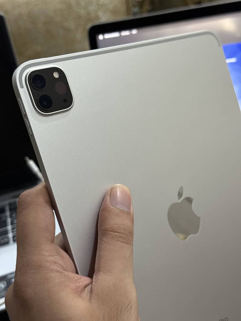 iPad Pro M2 Chip 1