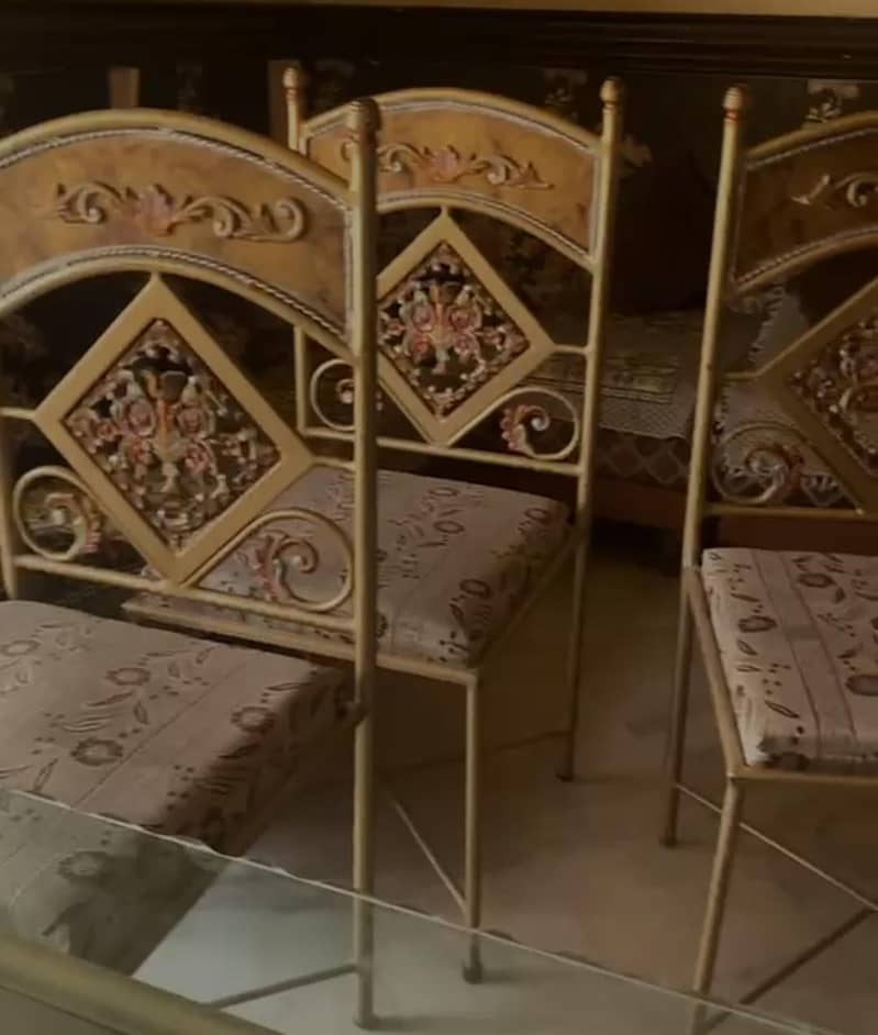iron table set 0