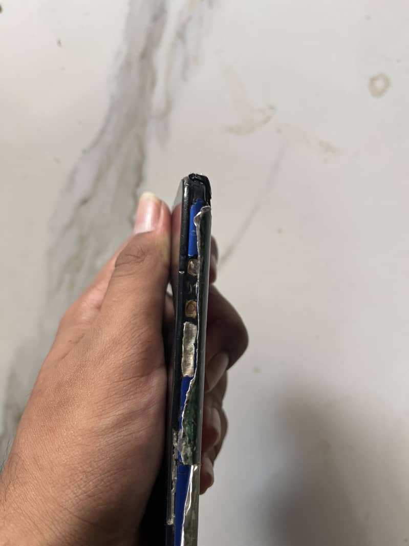 Honor 8S 6