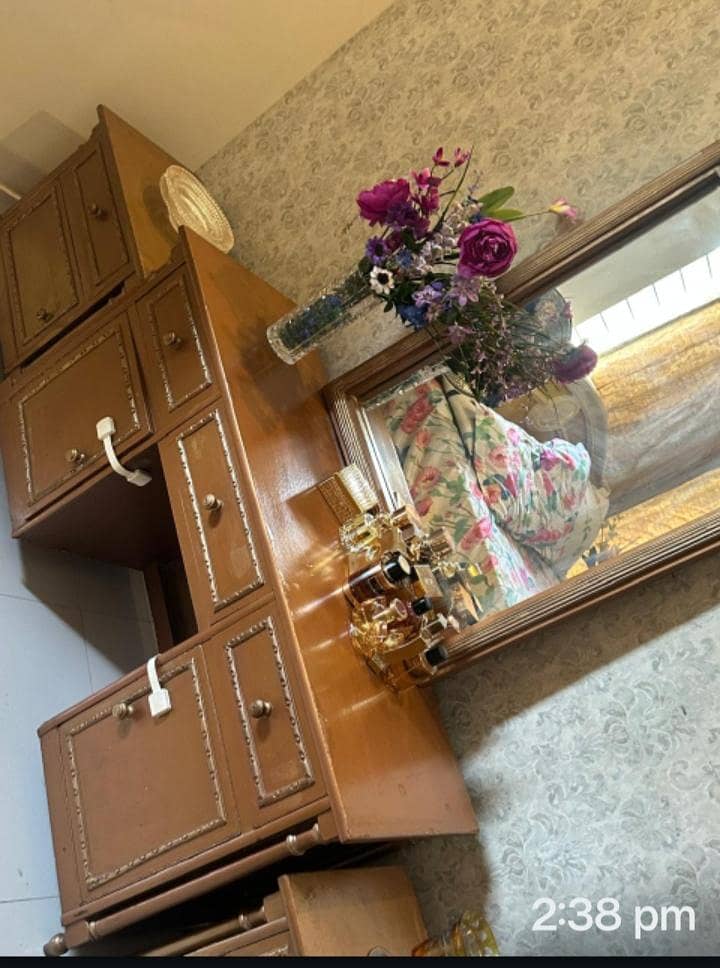 side table and dressing table 5
