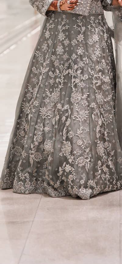 Designer bridal Maxi available only one time used 10/10 condition