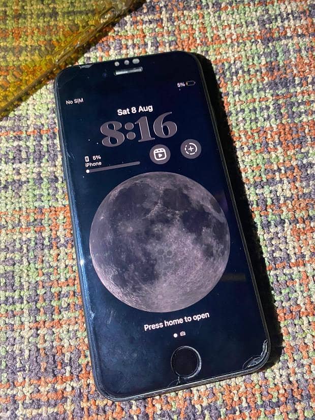 Apple iPhone SE 2