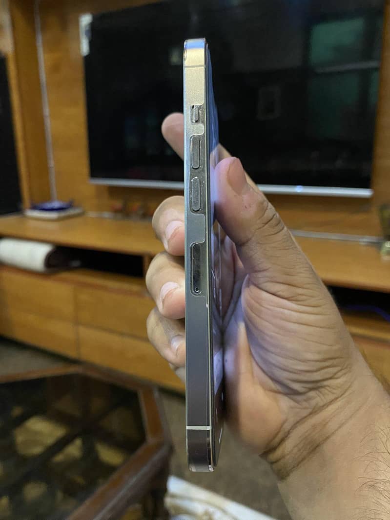 iPhone 13 Pro 3