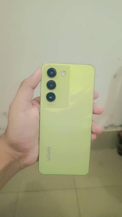 Vivo Y100