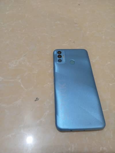Tecno Spark 7T 4gb 64gb 6000mh battery