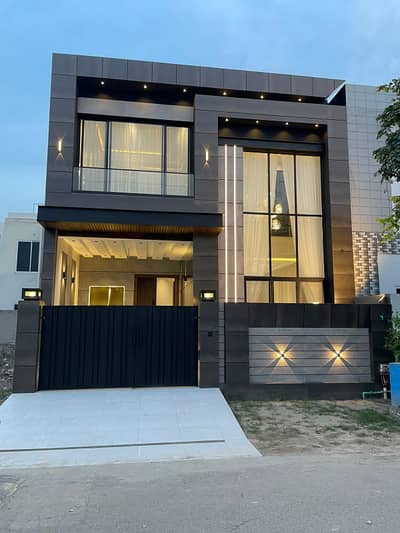 Brand New 5 Marla House Available In Royal Orchard For rent
