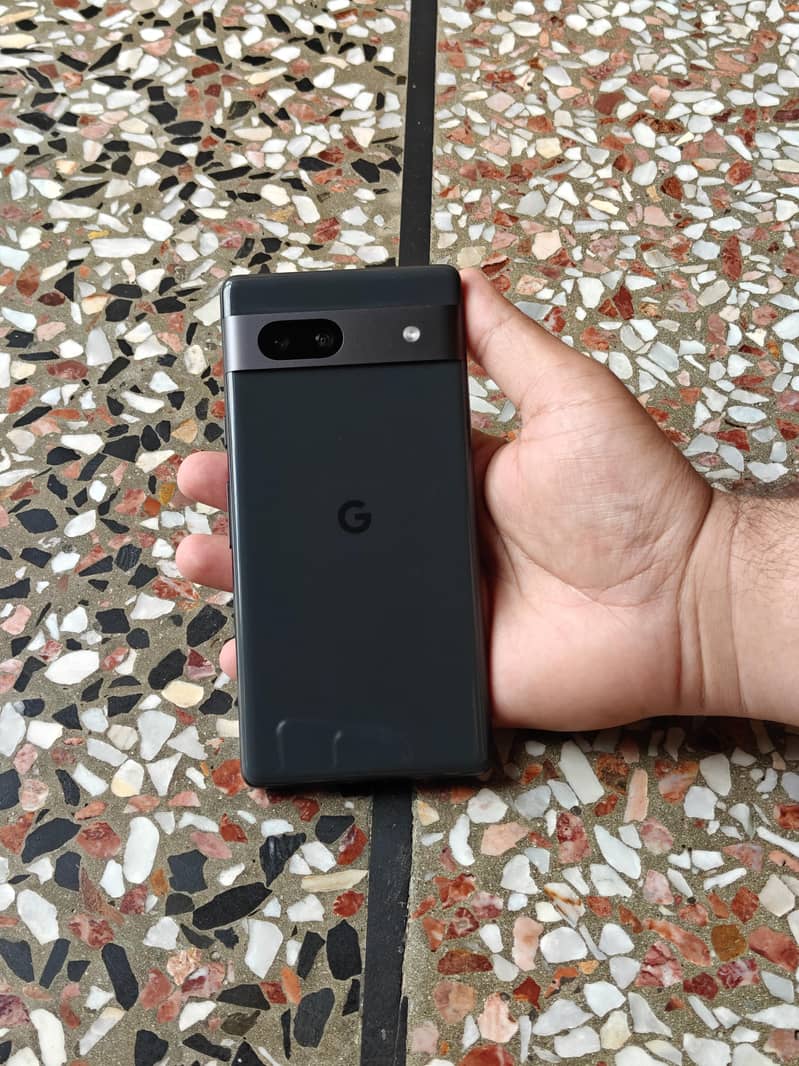 Google Pixel 7a 2