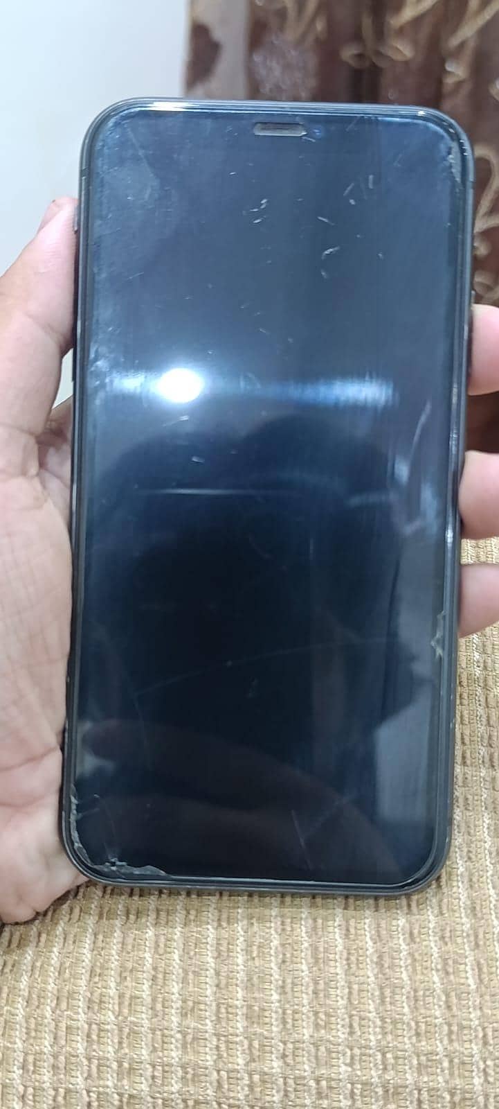 Apple iPhone 11 3