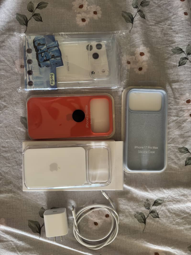 Apple iPhone 17 Pro Max 3