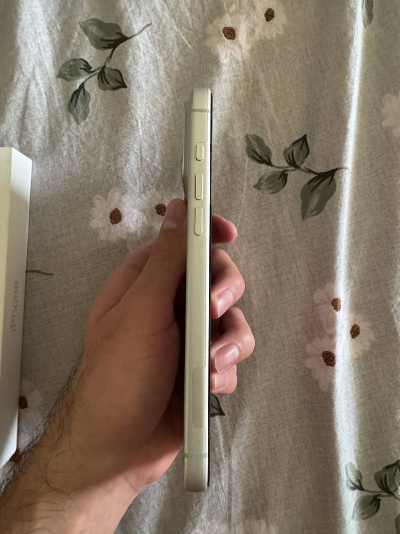 Apple iPhone 17 Pro Max 5