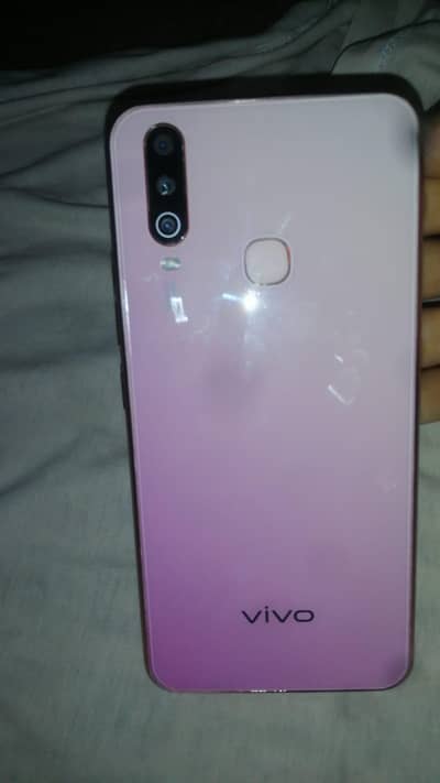 Vivo Y17 8rame 8/256 gb please urgent sell