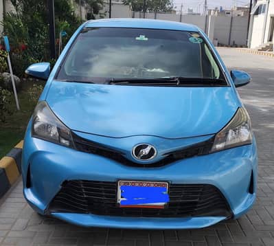 Toyota Vitz 2015