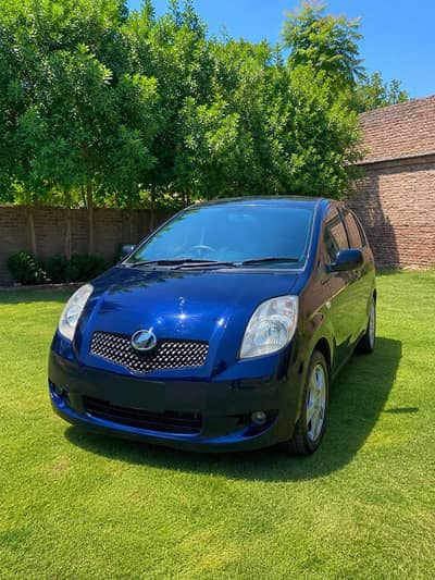 Toyota Vitz 2005
