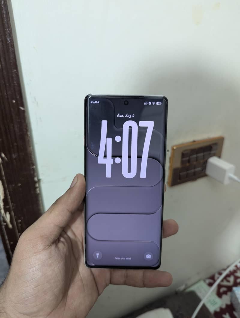 Tecno CAMON 40 Pro 1