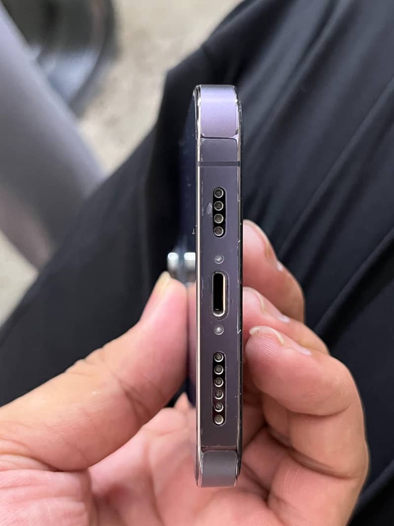 Apple iPhone 14 Pro Max 3