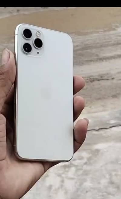 Apple iPhone 11 Pro