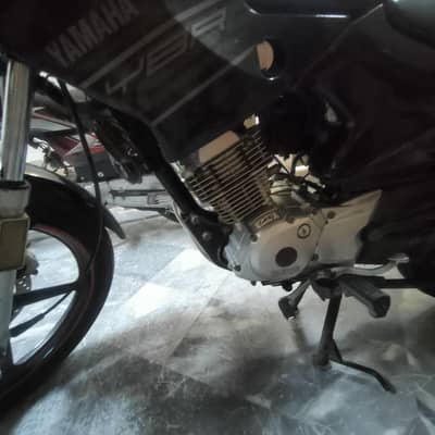 YBR 125 Yamaha