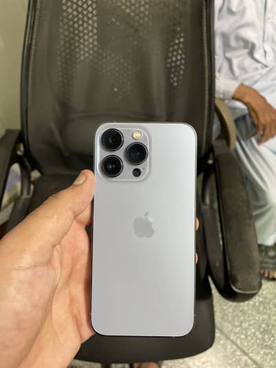 Apple iPhone 13 Pro