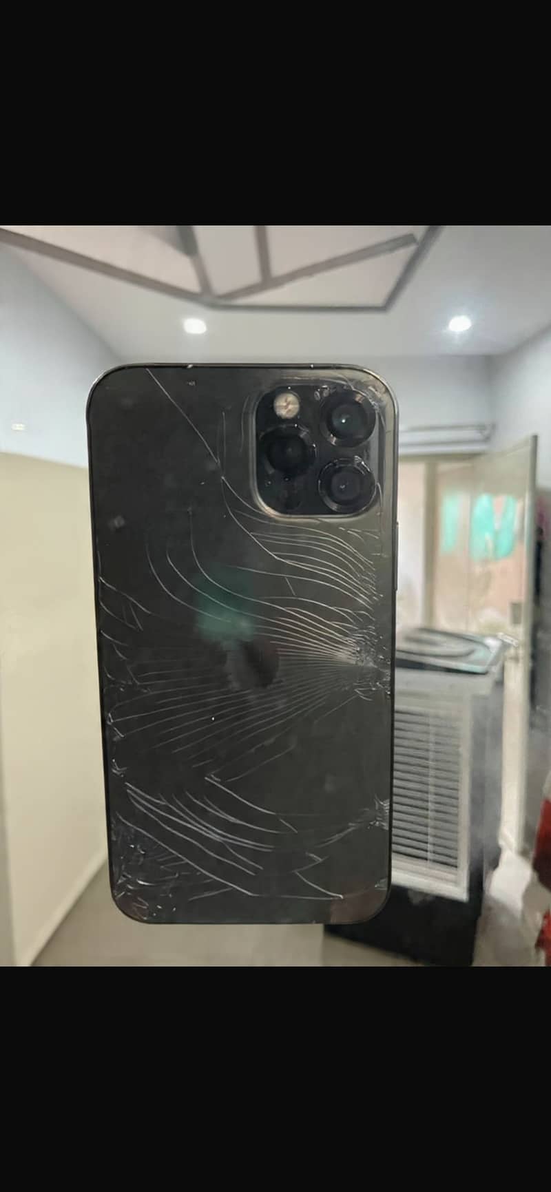 Apple iPhone 12 Pro 2