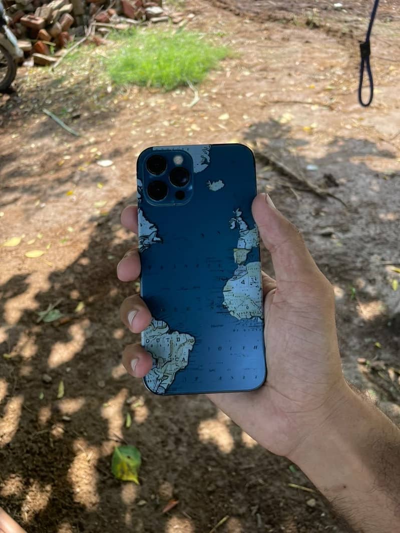 Apple iPhone 12 Pro 2
