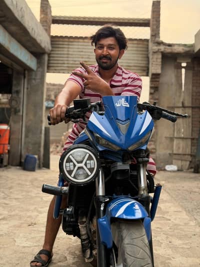 suzuki bandit 400cc 03007934204 for call only