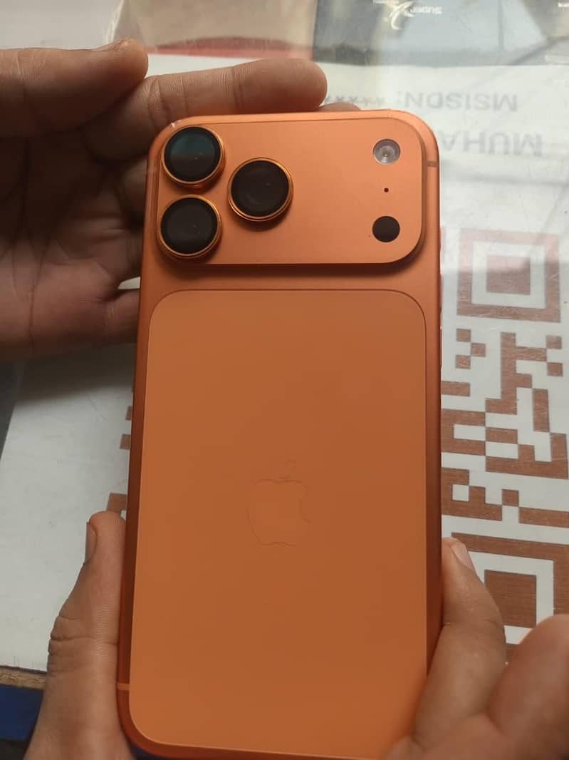 Apple iPhone 17 Pro Max 1