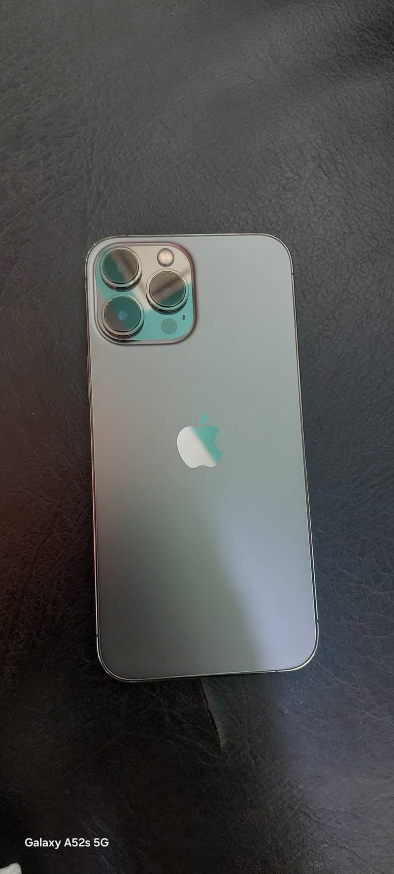 Apple iPhone 13 Pro Max 0