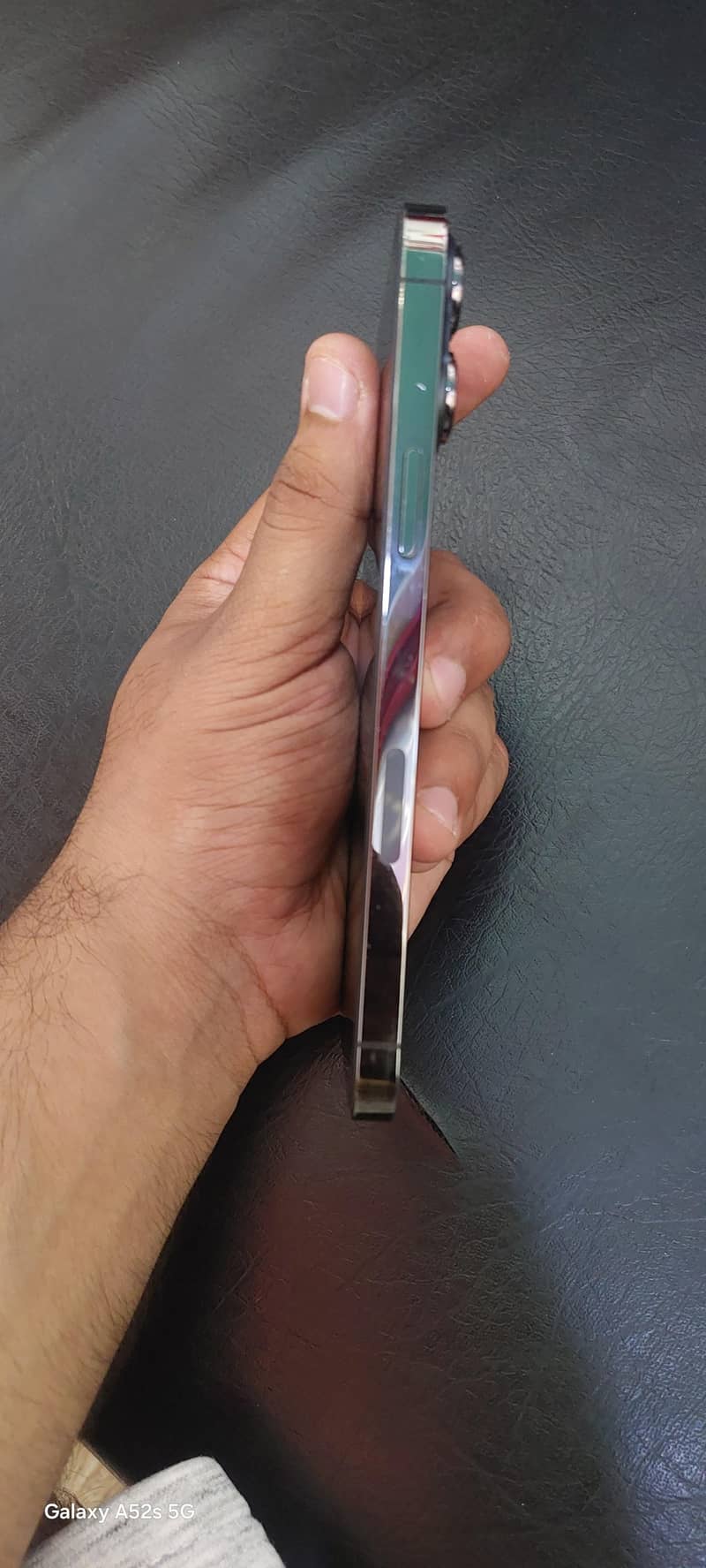 Apple iPhone 13 Pro Max 2