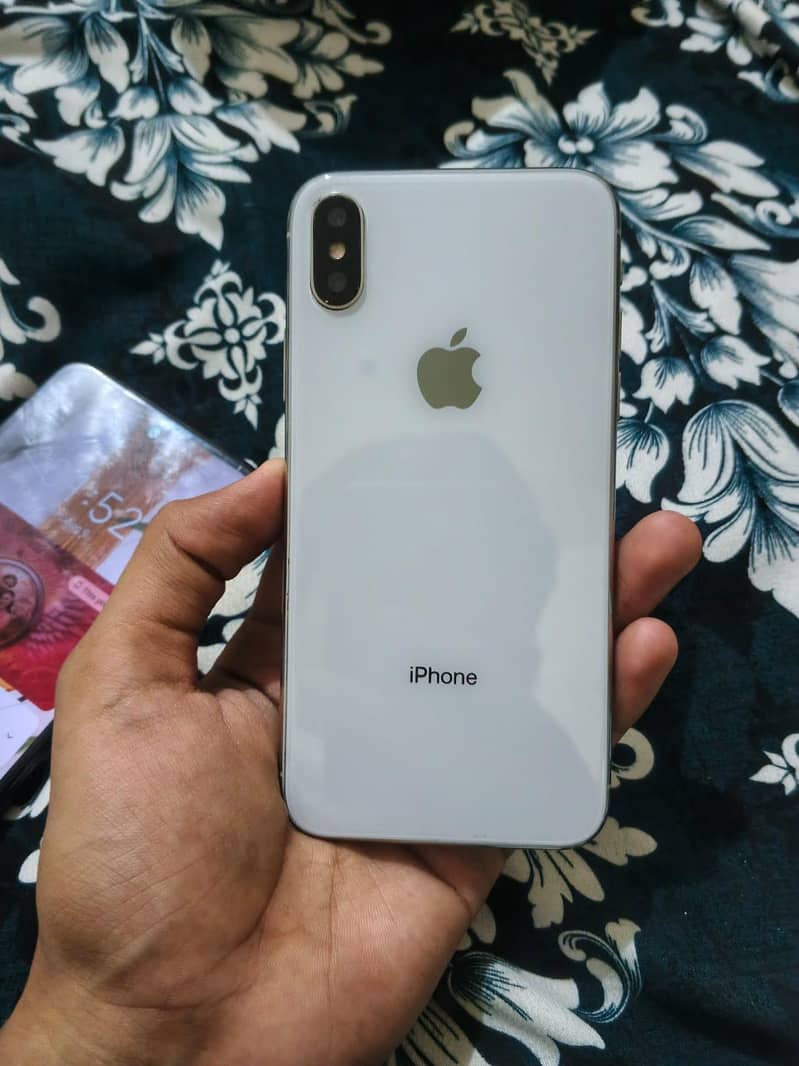 Apple iPhone X 1
