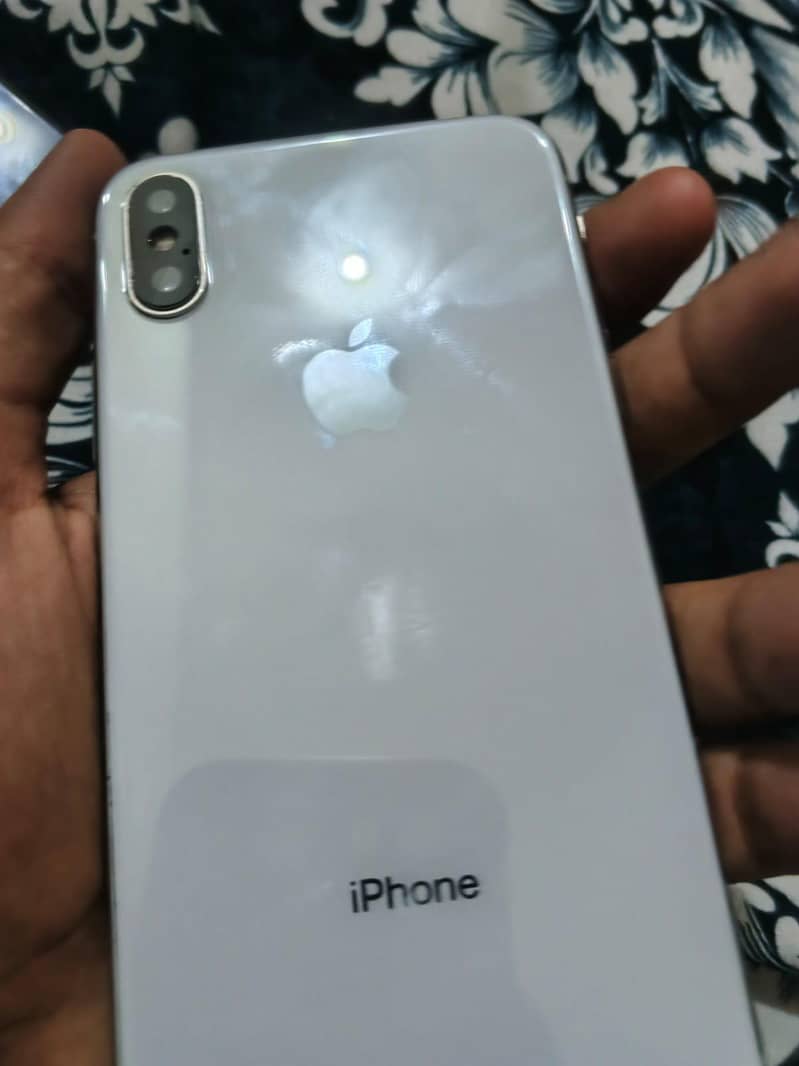 Apple iPhone X 2
