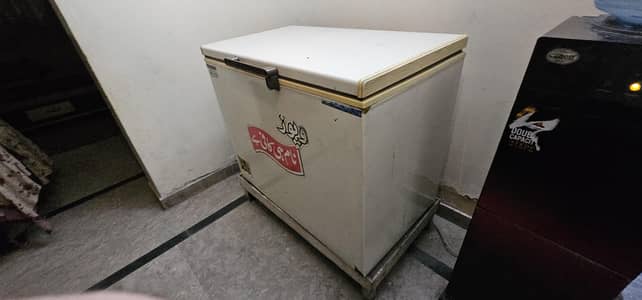 freezer for sale cooling 10/10