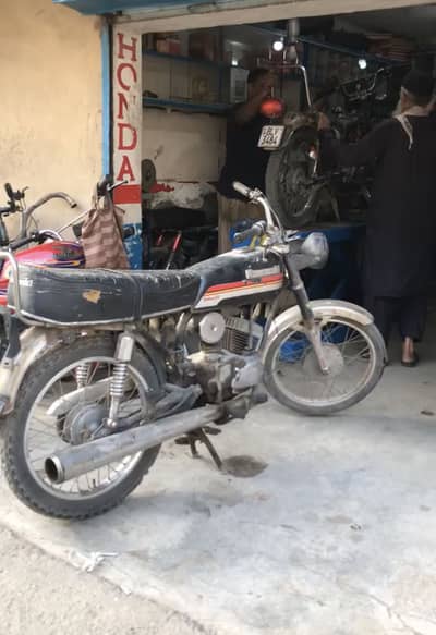 Kawasaki sport 100